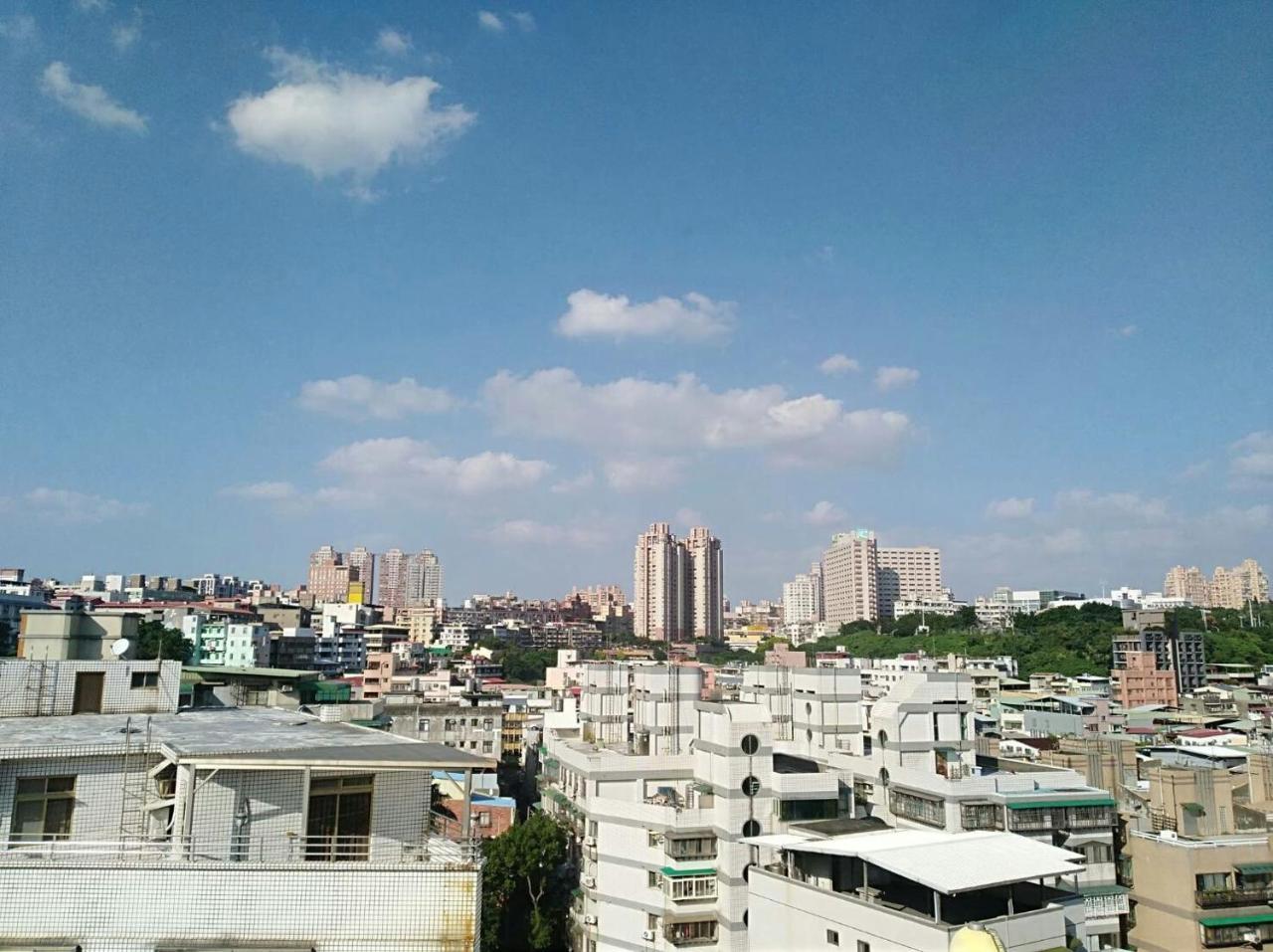 Open Room Hotel Tamsui Exterior foto